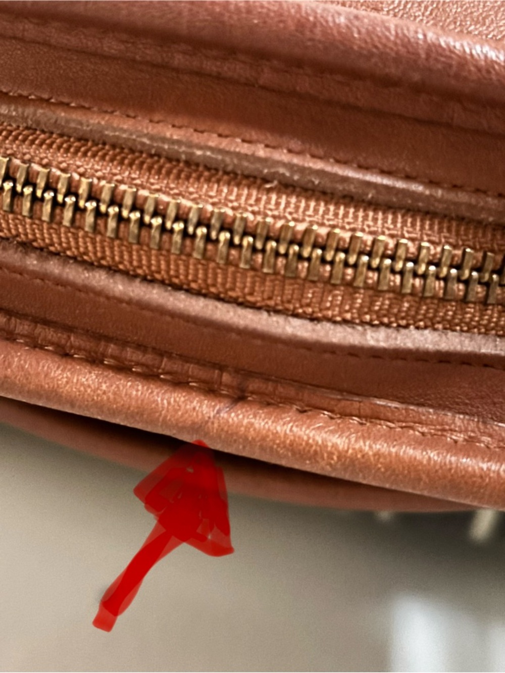 Authenticate vintage coach British tan Carnival #9925 - Picture 9 of 15